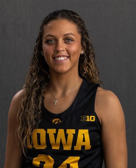 does gabby marshall have children|Gabbie Marshall – University of Iowa Athletics.